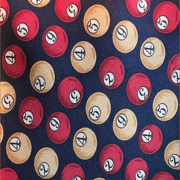 Authentic Gucci tie - Picture 2 of 7